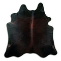 Braunes Kuhfell, ca. 200 × 190 cm, von oben fotografiert: genau das Fell, das Sie erhalten