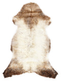 Mehrfarbiges britisches Lammfell, ca. 115 × 55 cm, von oben fotografiert: genau das Fell, das Sie erhalten