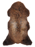 Braunes Lammfell, ca. 110 × 55 cm, von oben fotografiert: genau das Fell, das Sie erhalten