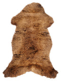 Braunes Lammfell, ca. 120 × 60 cm, von oben fotografiert: genau das Fell, das Sie erhalten