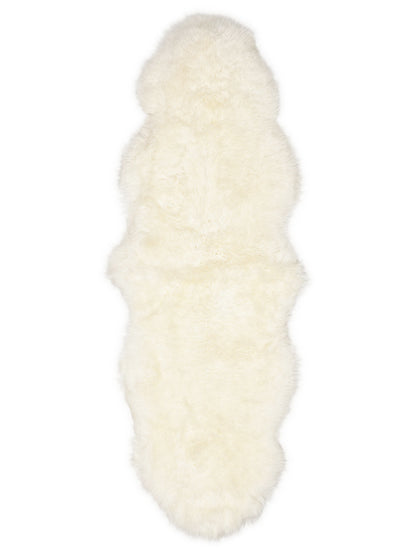 Weißer Schaffell-Teppich, freigestellt