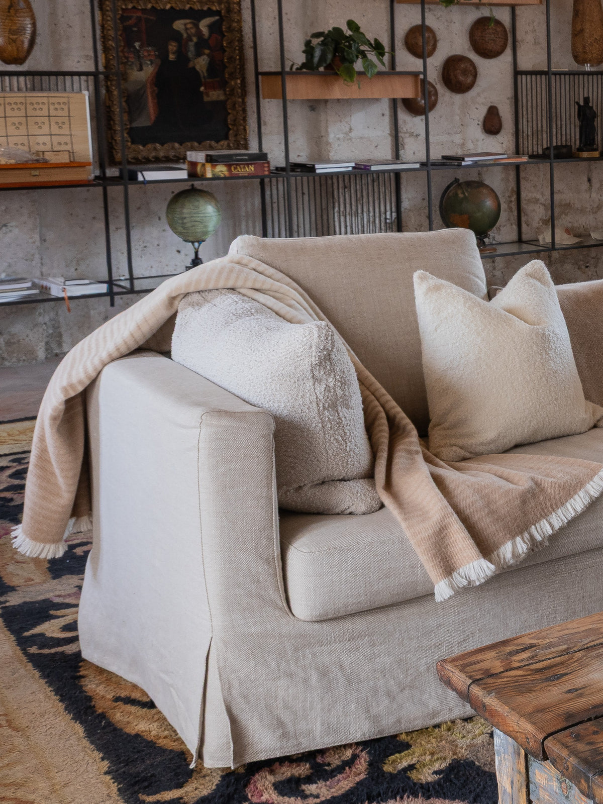 Plaid „Dune“ aus Royal-Alpaka – Bild 3 von 9