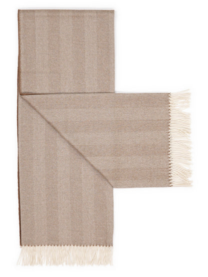 Plaid „Premium Cozy“ aus Royal-Alpaka – aufgeschlagen